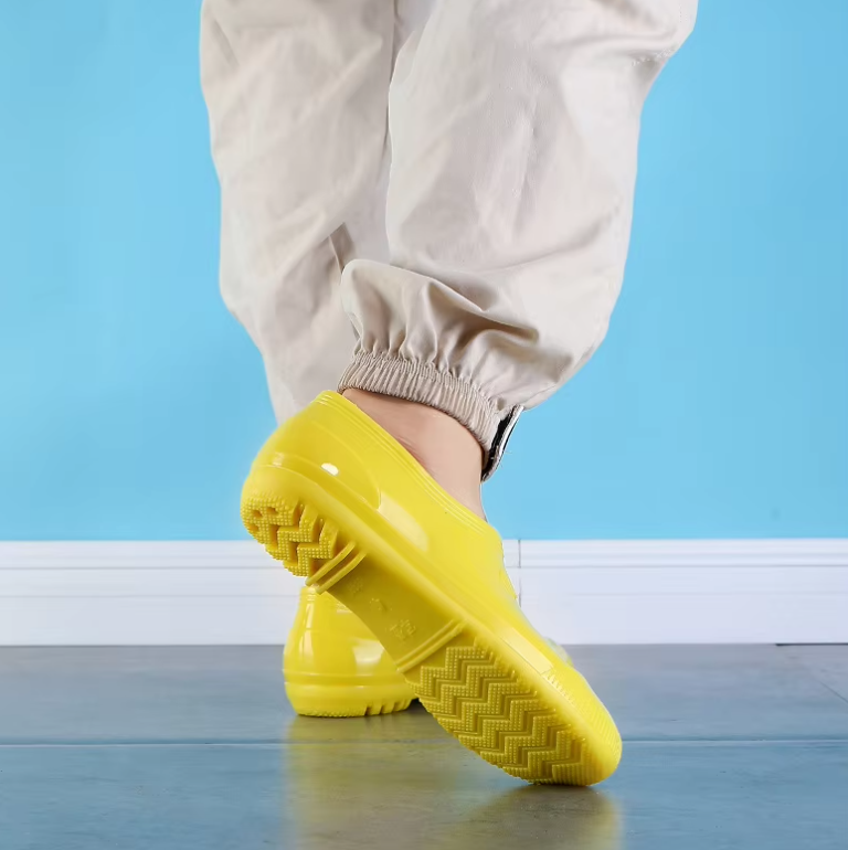 Odpornie na zużycie buty izolowane